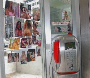 pubblicita-telefoni-erotici-sulle-guide-studentesche